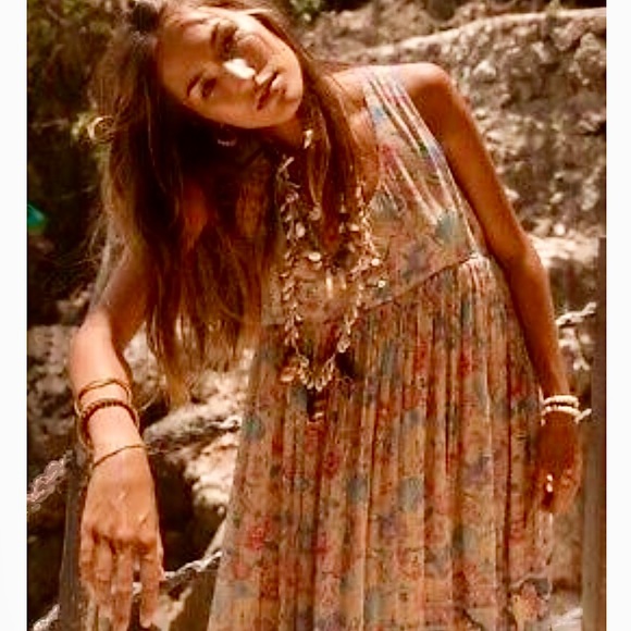 🌺🎉HP🎉🌺 NWOT Spell & The Gypsy Seashell Babydoll Midi Dress - Picture 4 of 16